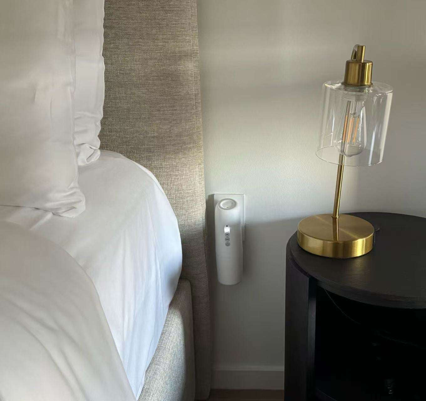 Aura Plug-In Smart Scent Diffuser by Diviura