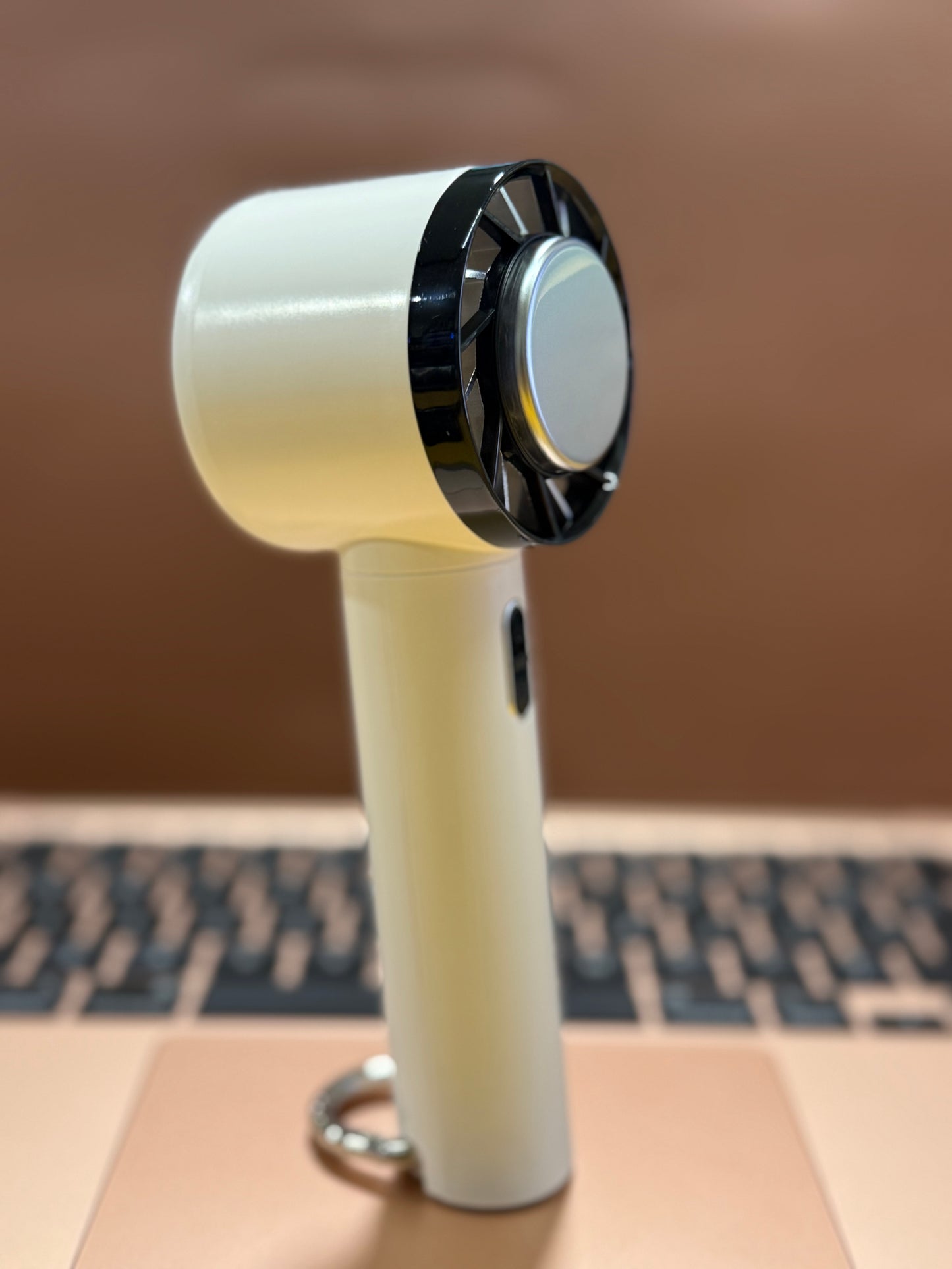 Cold Compress Cooling Portable Fan by iLifestyle