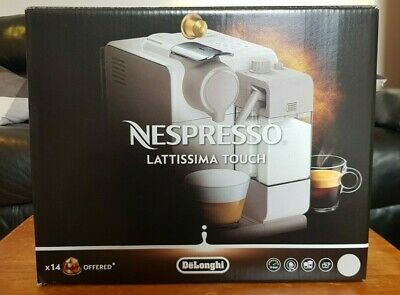 Nespresso lattissima Touch EN560 (PRE OWNED) MINT Condition