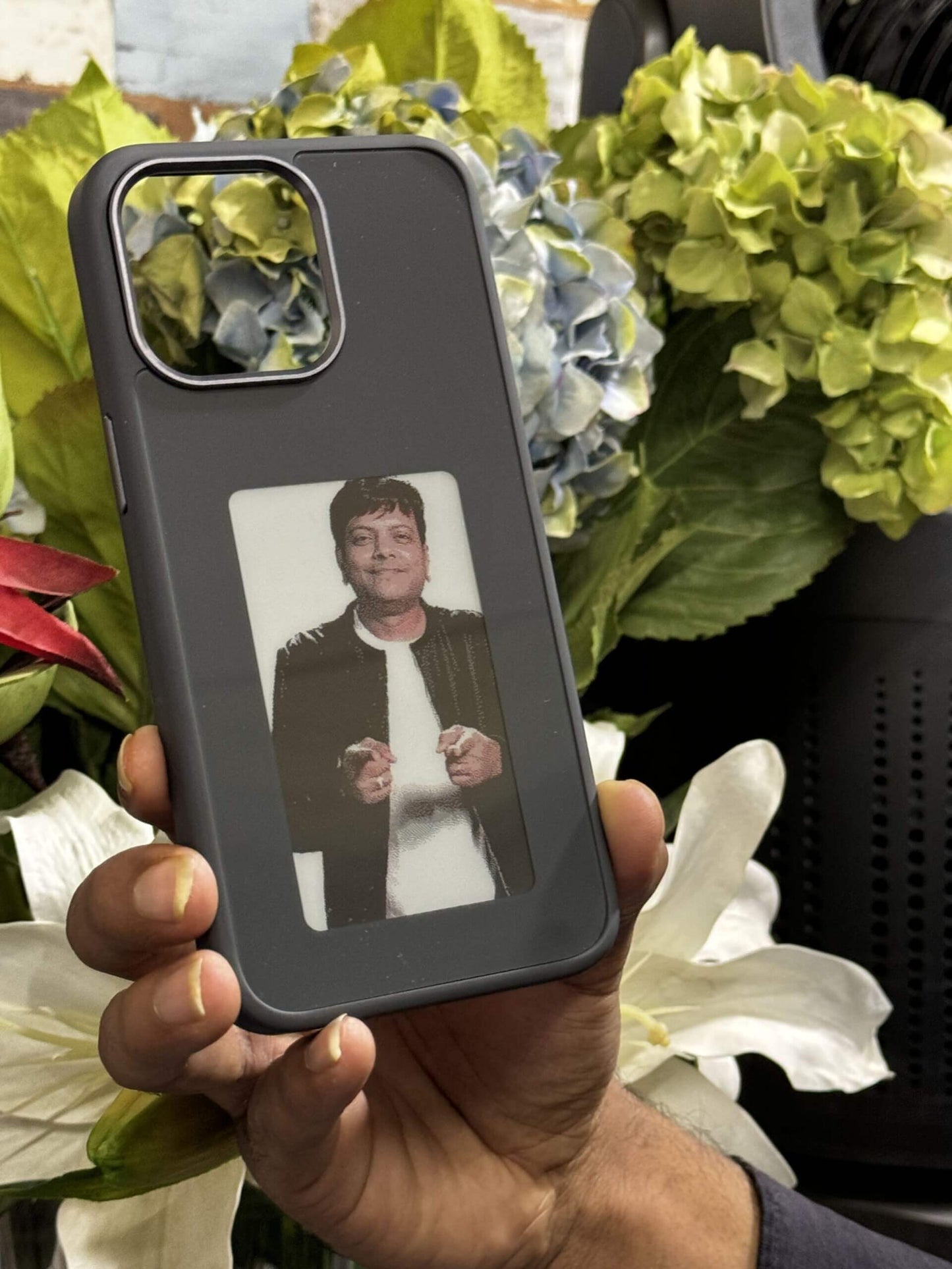 Smart Magic NFC iPhone photo Case - E Ink Technology - iPhone 16 series