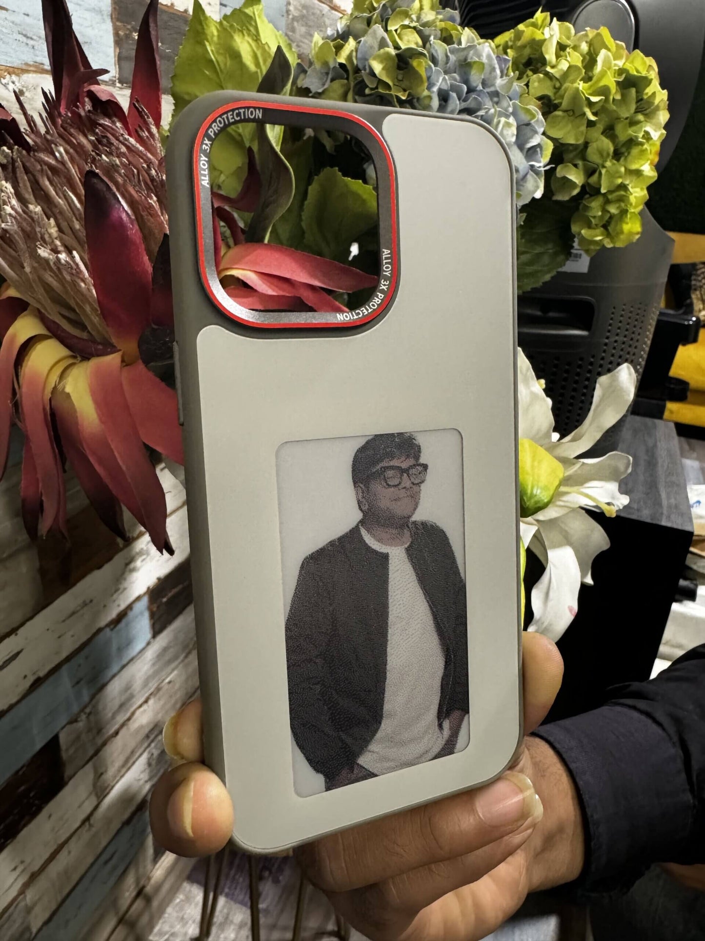 Smart Magic NFC iPhone photo Case - E Ink Technology - iPhone 16 series