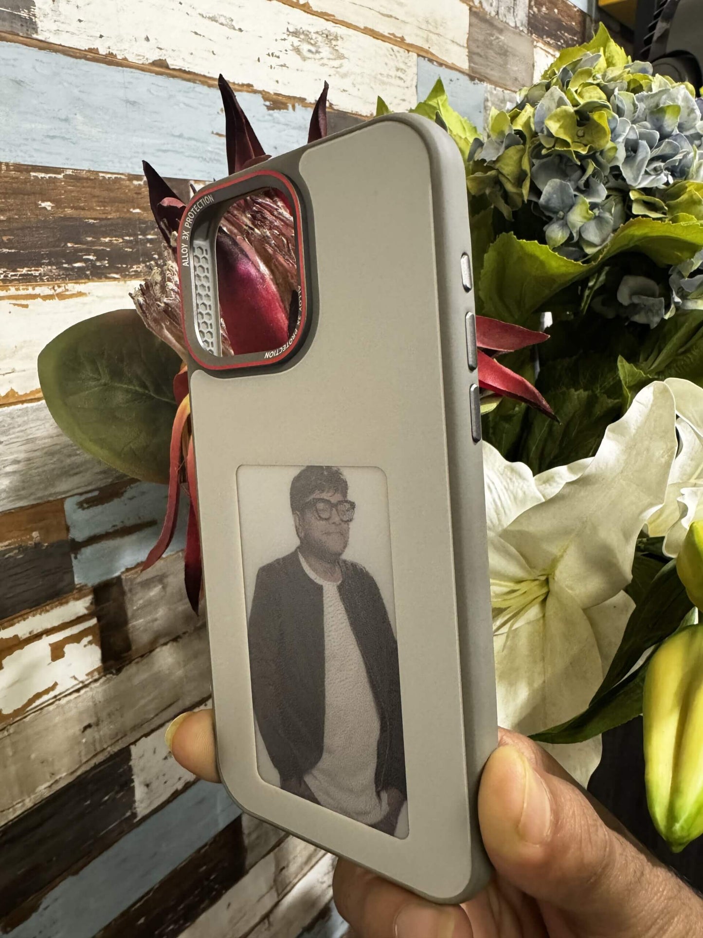 Smart Magic NFC iPhone photo Case - E Ink Technology - iPhone 16 series