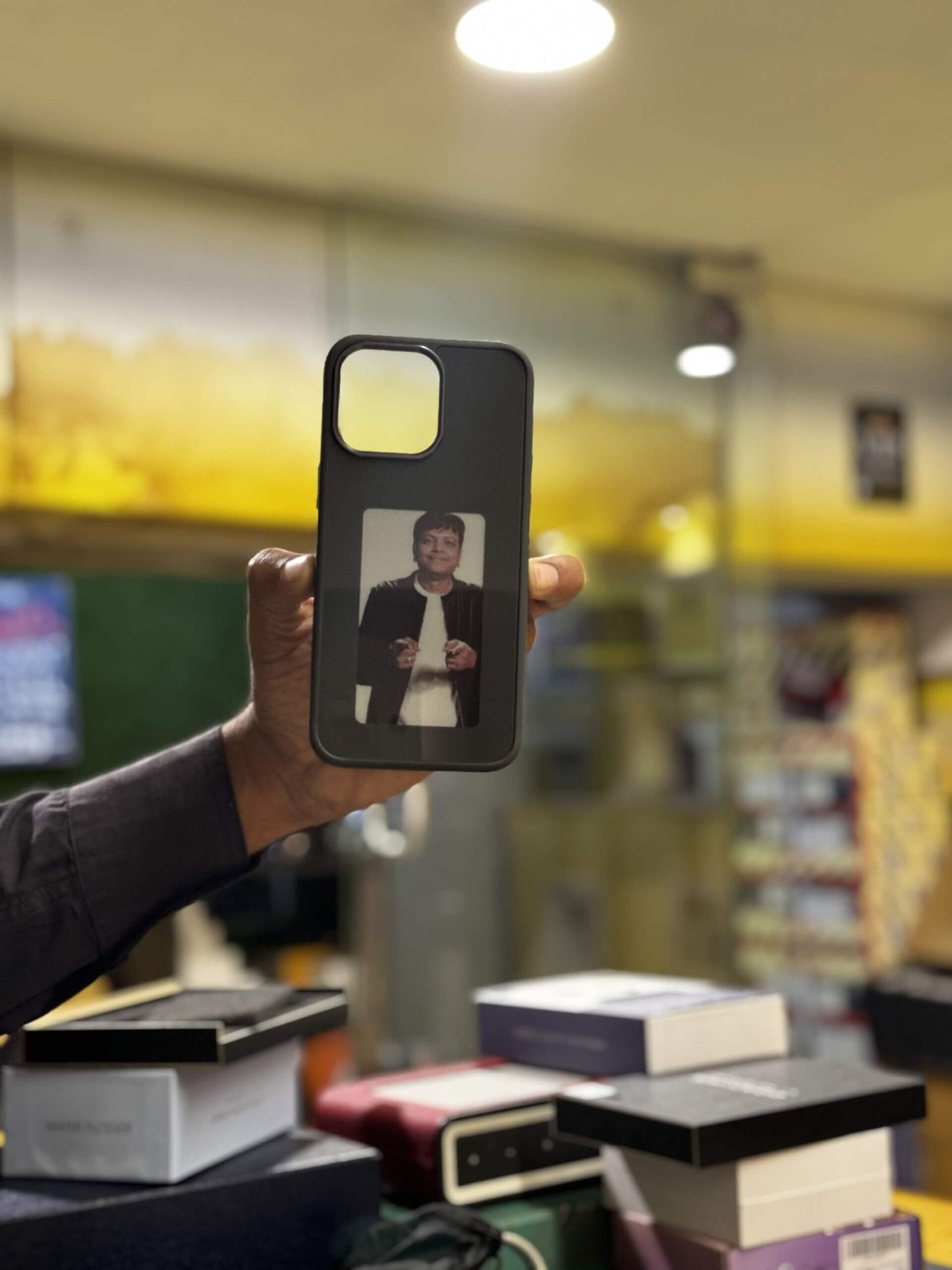 Smart Magic NFC iPhone photo Case - E Ink Technology - iPhone 16 series