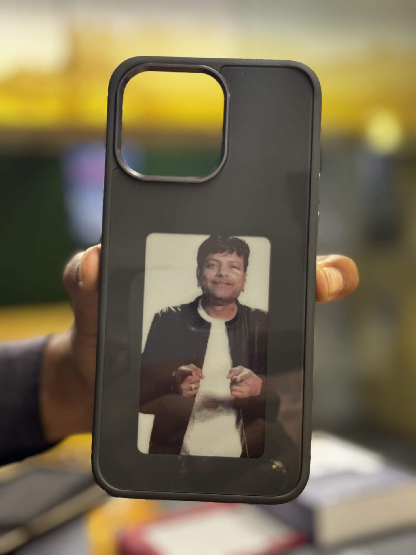 Smart Magic NFC iPhone photo Case - E Ink Technology - iPhone 16 series
