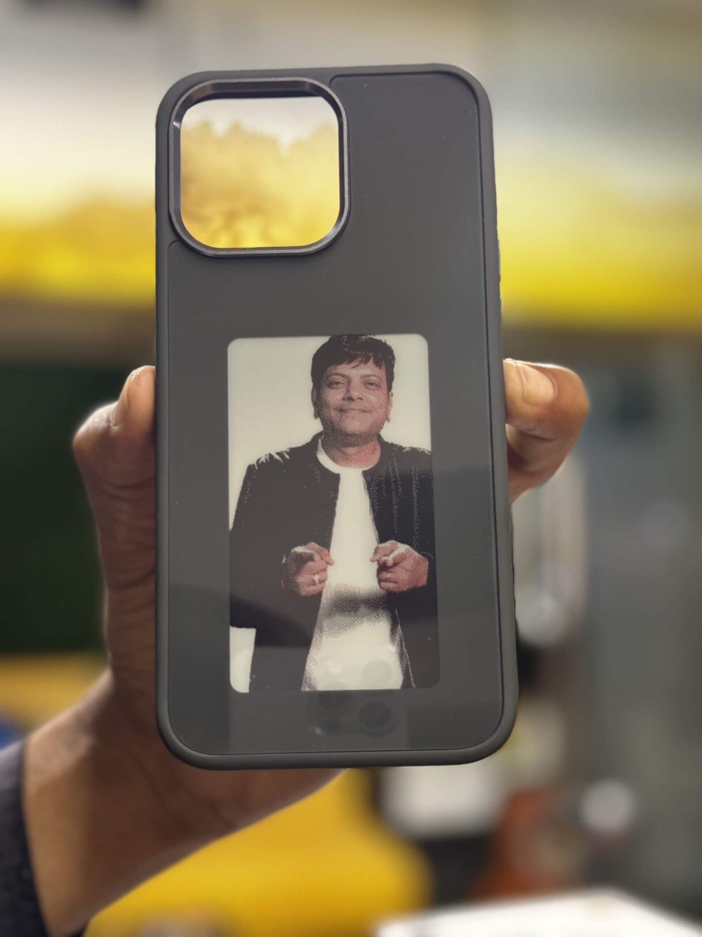 Smart Magic NFC iPhone photo Case - E Ink Technology - iPhone 16 series