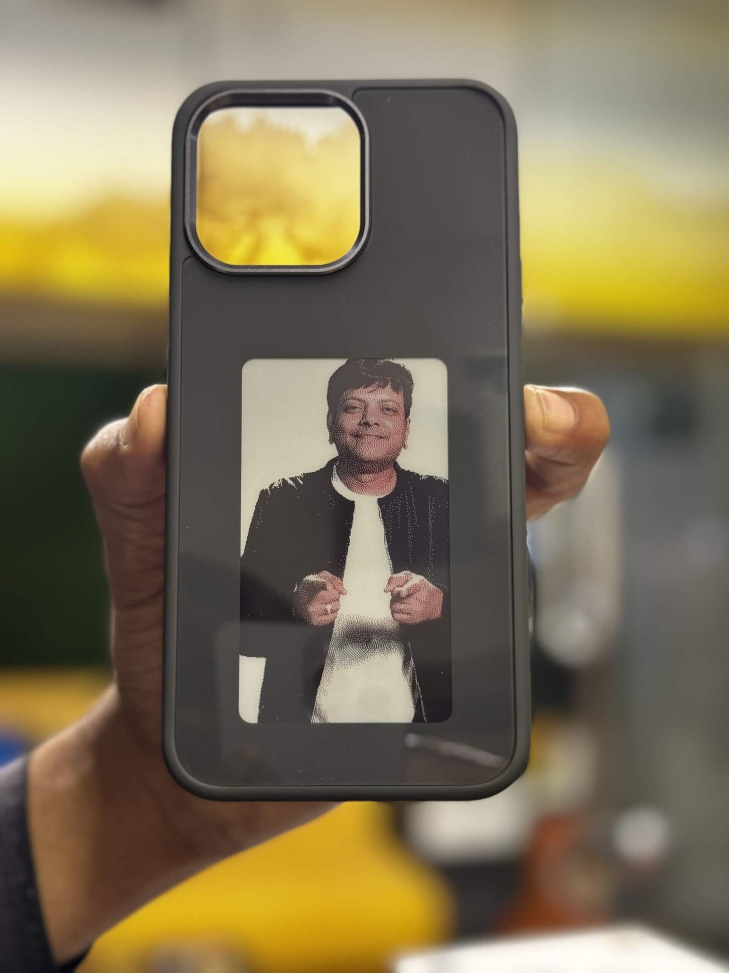 Smart Magic NFC iPhone photo Case - E Ink Technology - iPhone 16 series