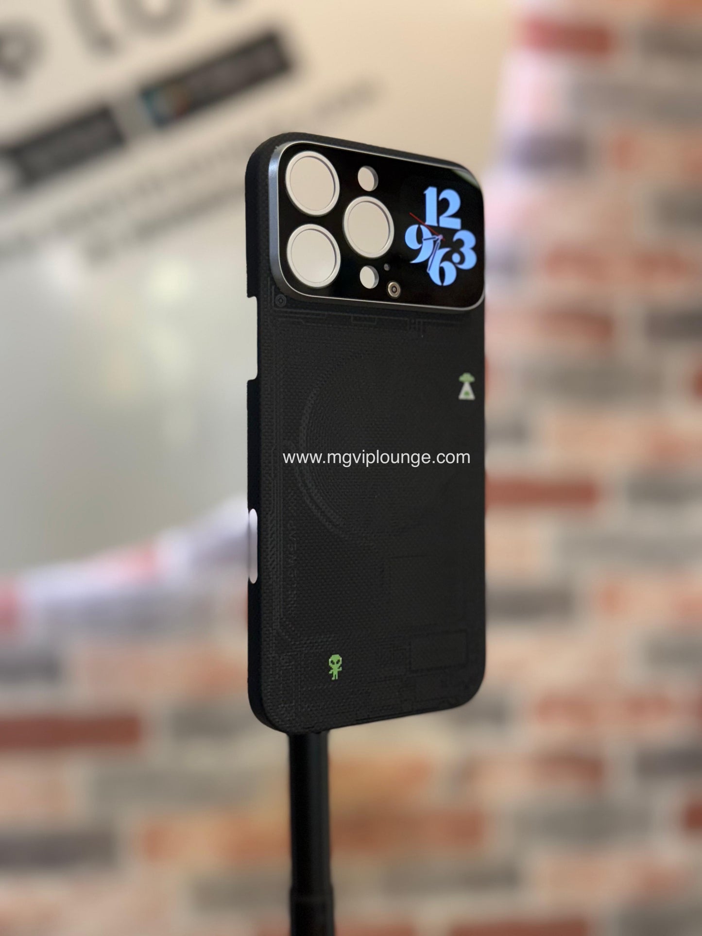 MG Magic LEWEAR Smart Case Pro For iPhone 16 Pro Max