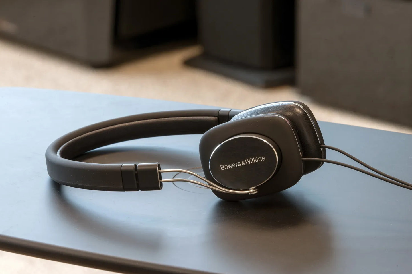 Bowers & Wilkins P3 Series 2 wired Headphones