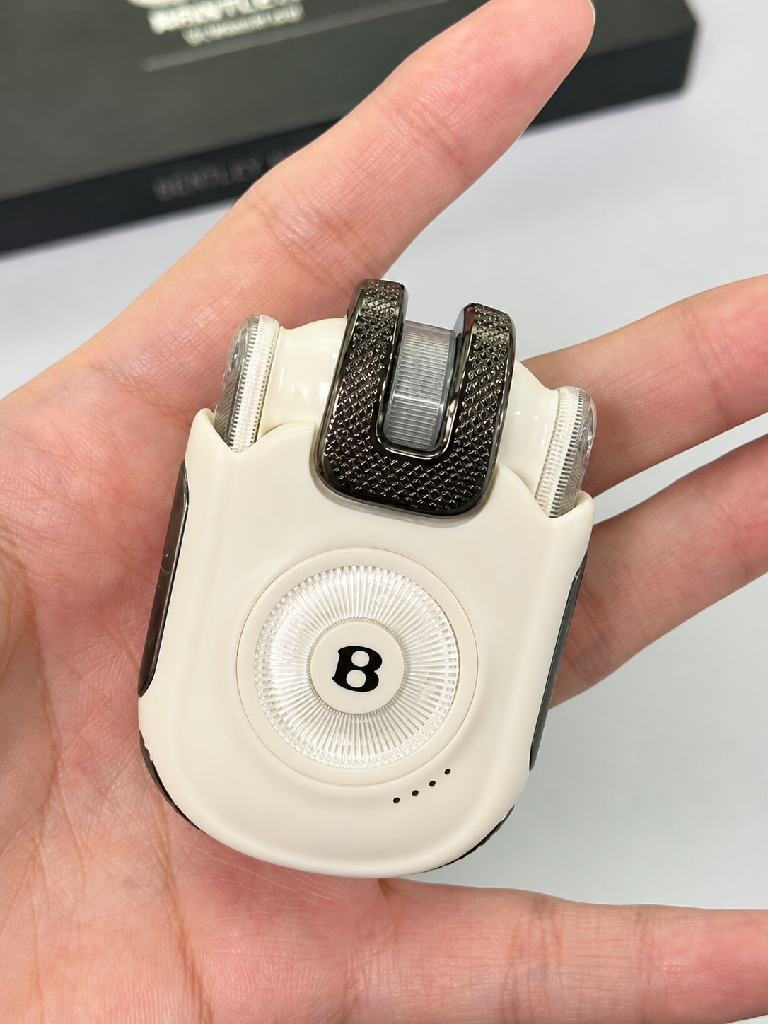 Bentley Q12 Premium Earbuds