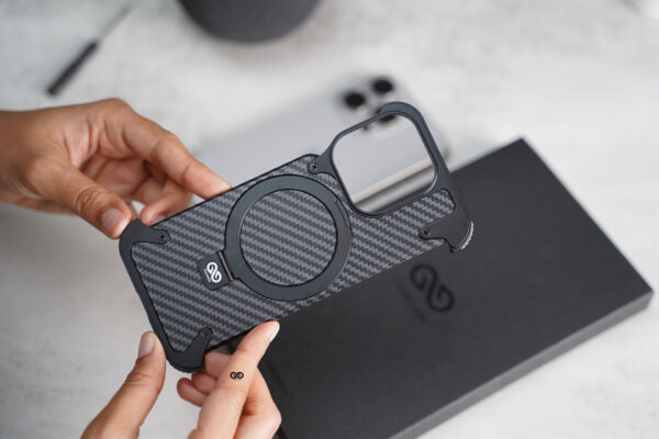 Carbon Texture Edition-Frameless Armored Case with Kickstand Feature