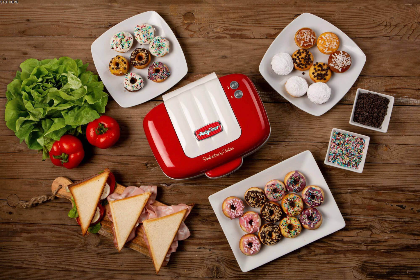 SANDWICHES & COOKIES PARTY TIME RED 3in1 by ARIETE